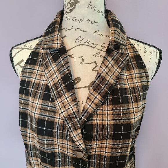 Anthropologie Pilcro Black and Tan Plaid Halter Backless Blouse - Picture 5 of 14